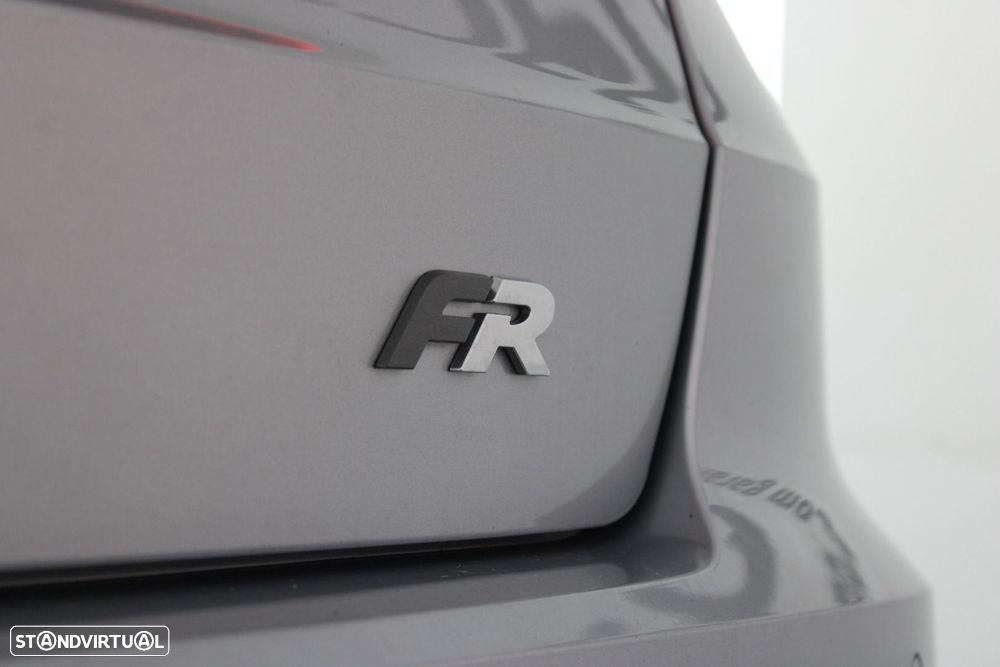 SEAT Arona 1.0 TSI FR - 25