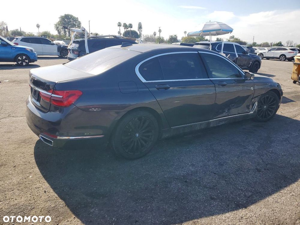 BMW Seria 7 - 4
