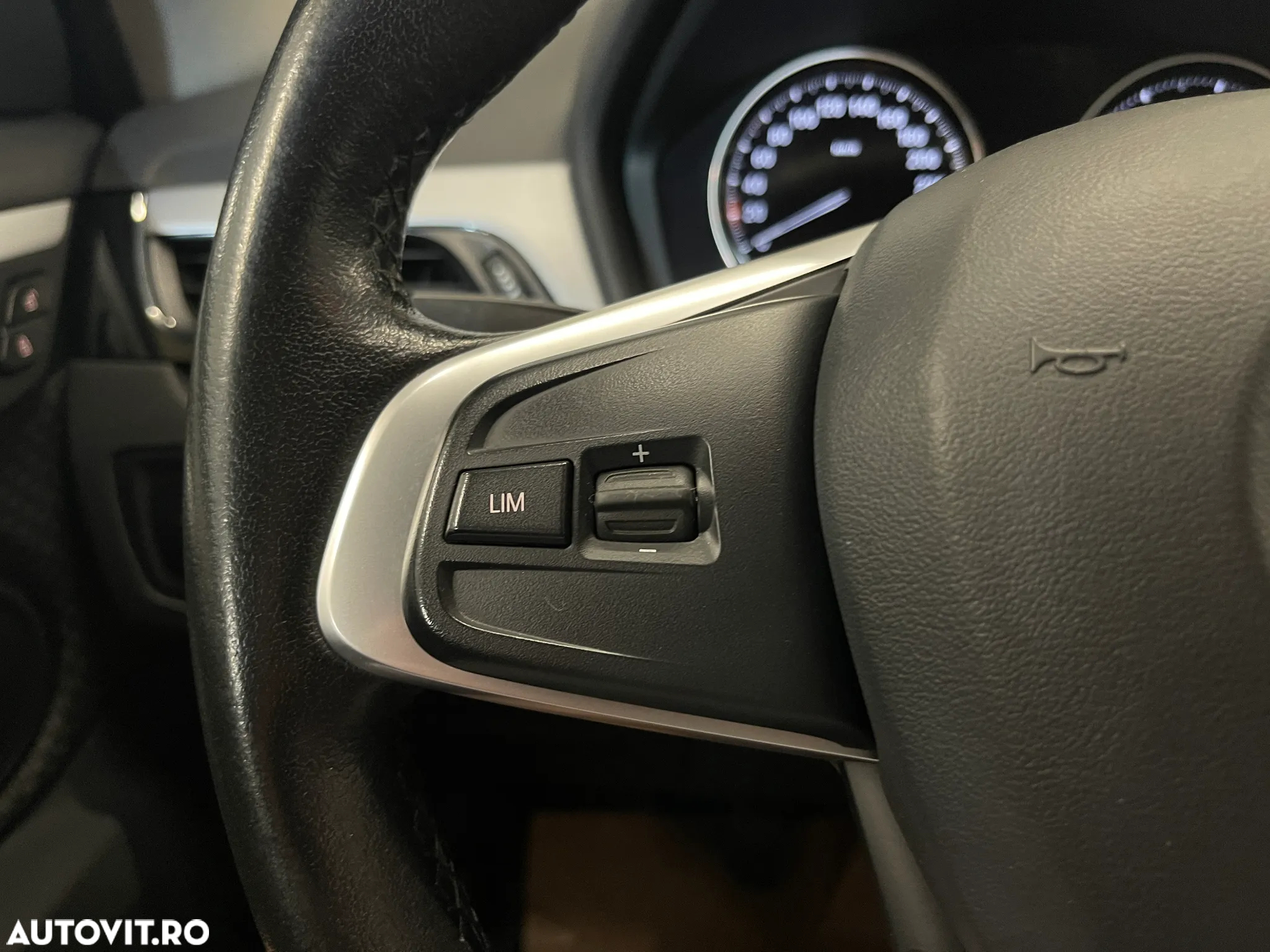 BMW X1 sDrive18d - 19