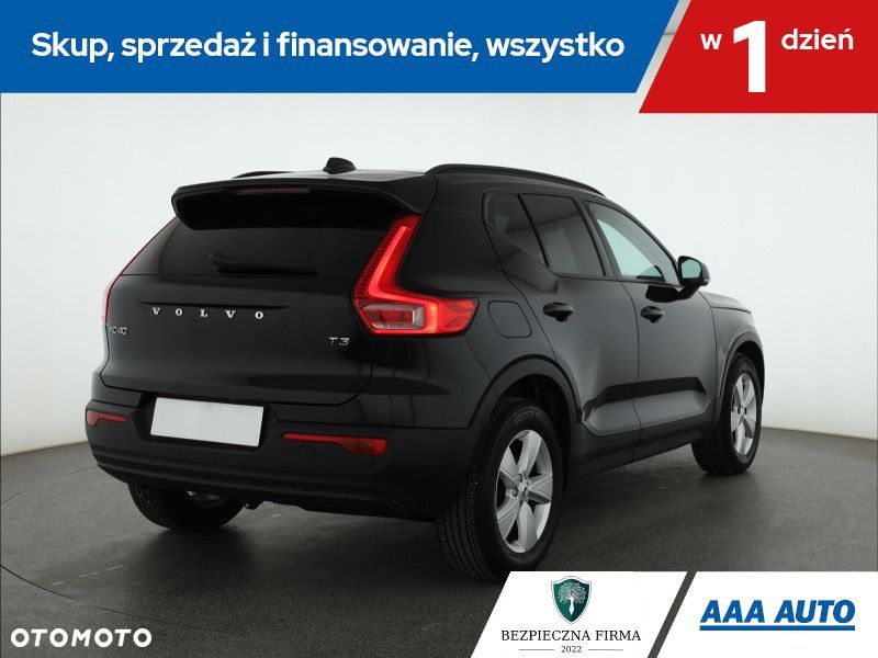 Volvo XC 40 - 7