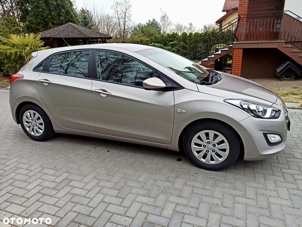 Hyundai i30 1.6 CRDi Comfort - 8