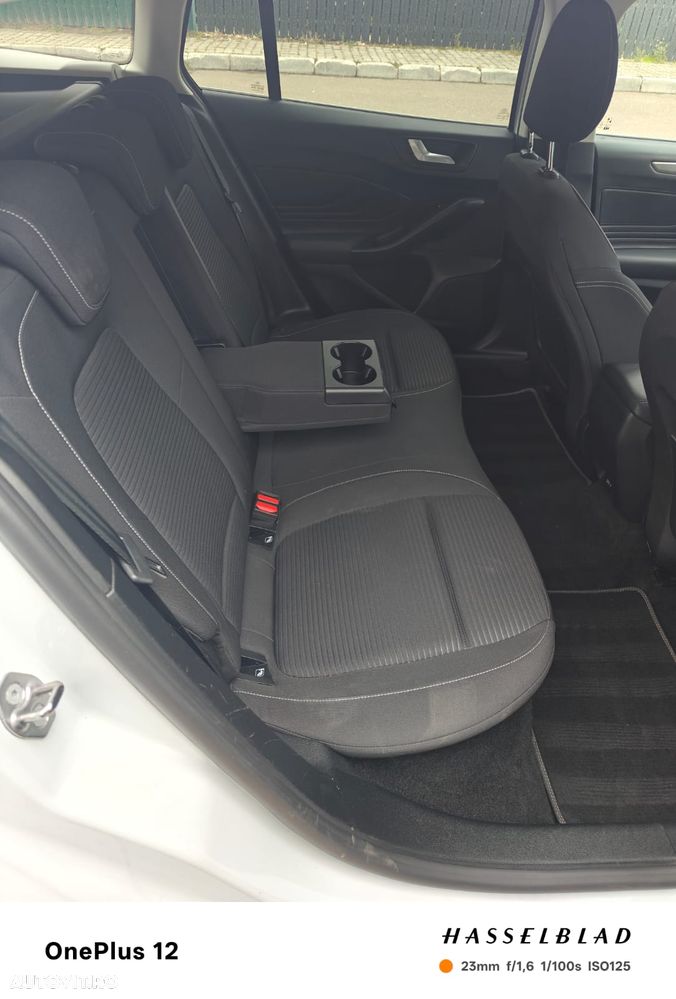 Ford Focus 1.0 EcoBoost Start-Stopp-System Aut. ACTIVE - 12