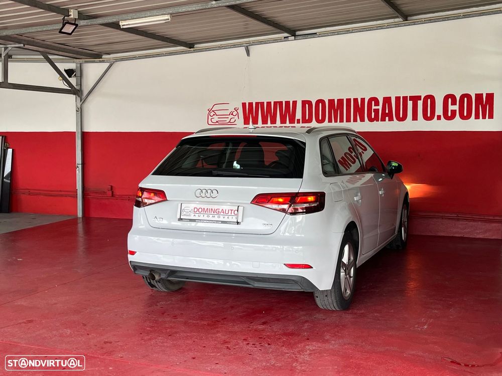Audi A3 Sportback 1.6 TDI Sport - 6