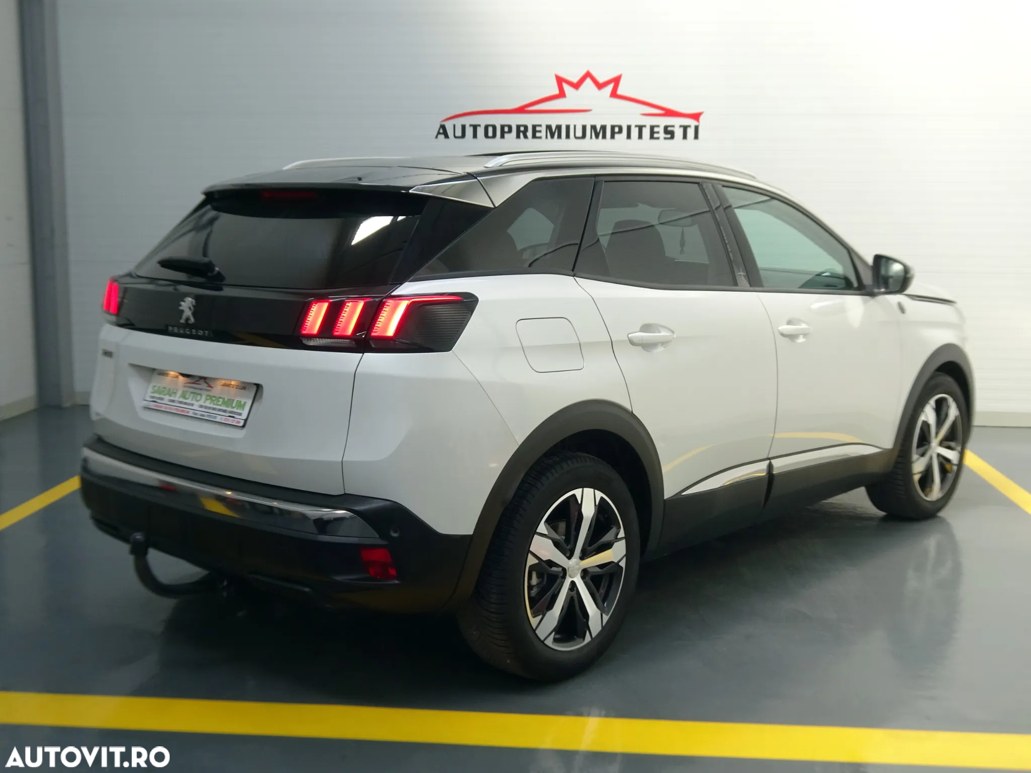 Peugeot 3008 PureTech 130 Stop & Start GPF EAT8 Crossway - 11