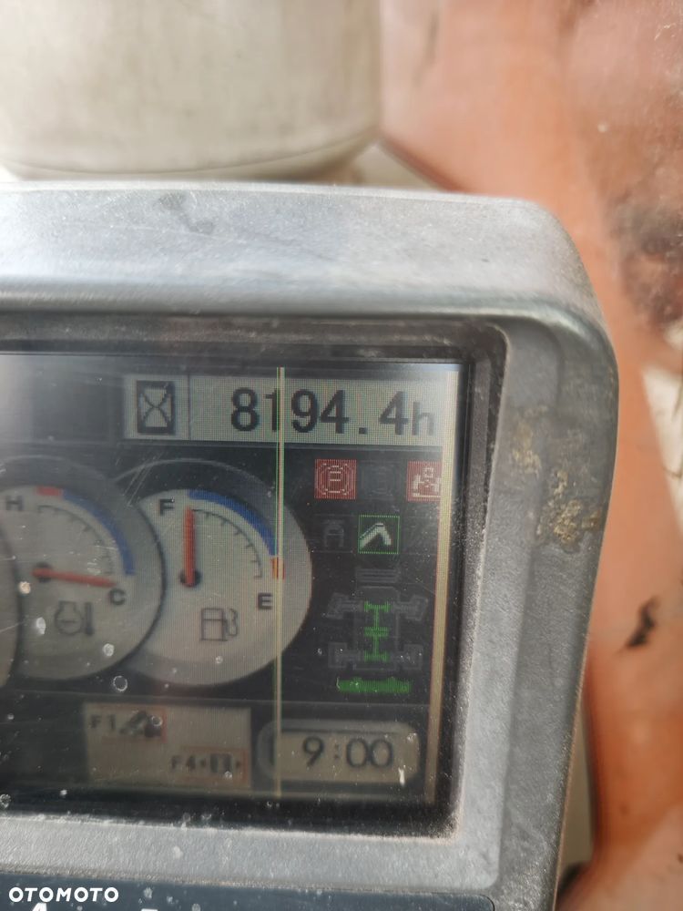 Hitachi Zaxis 140W - 8