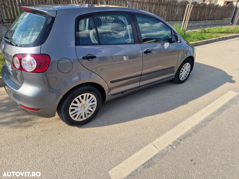 Volkswagen Golf Plus - 9