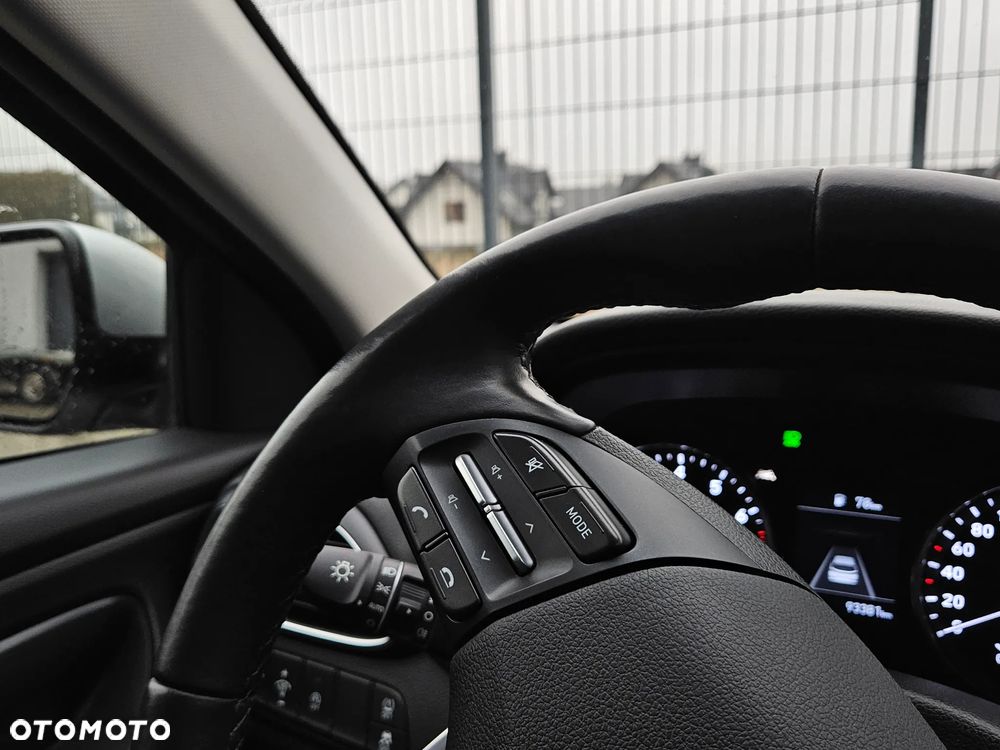 Hyundai i30 1.5 DPI Classic + - 24