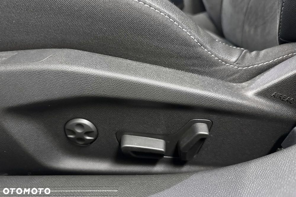 Opel Astra 1.6 T Plug-in Hybrid GS - 20