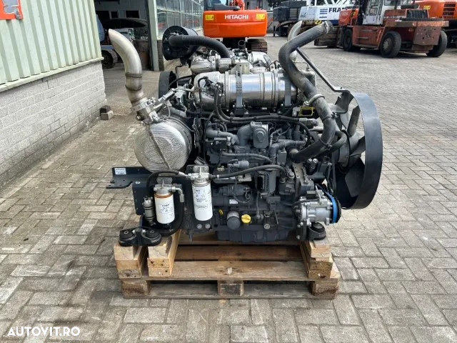 Motor marca Bomag - 4
