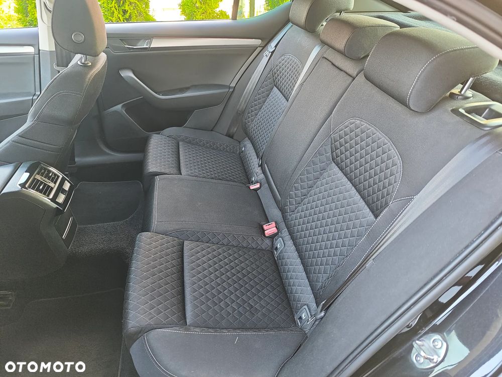 Skoda Superb 2.0 TSI 4x4 Sportline DSG - 10
