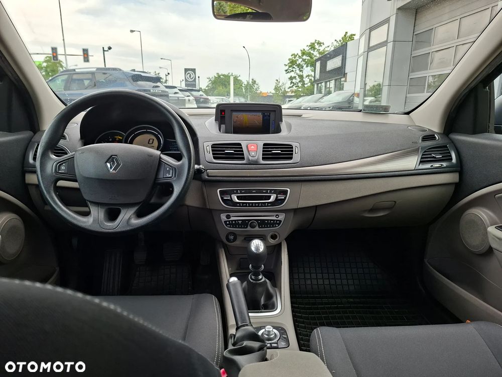 Renault Megane 1.9 dCi FAP Privilege - 8
