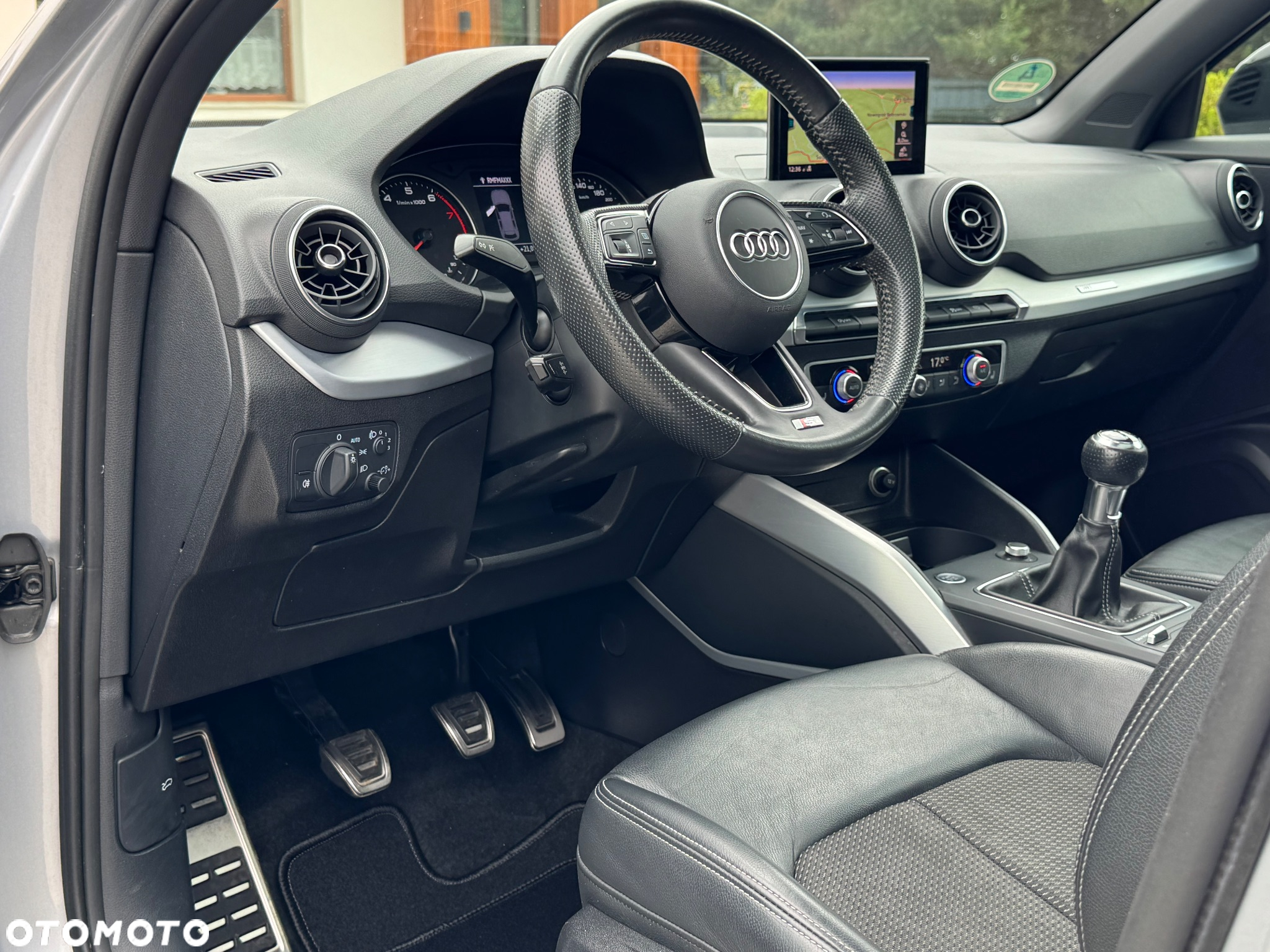 Audi Q2 35 TFSI S Line - 24