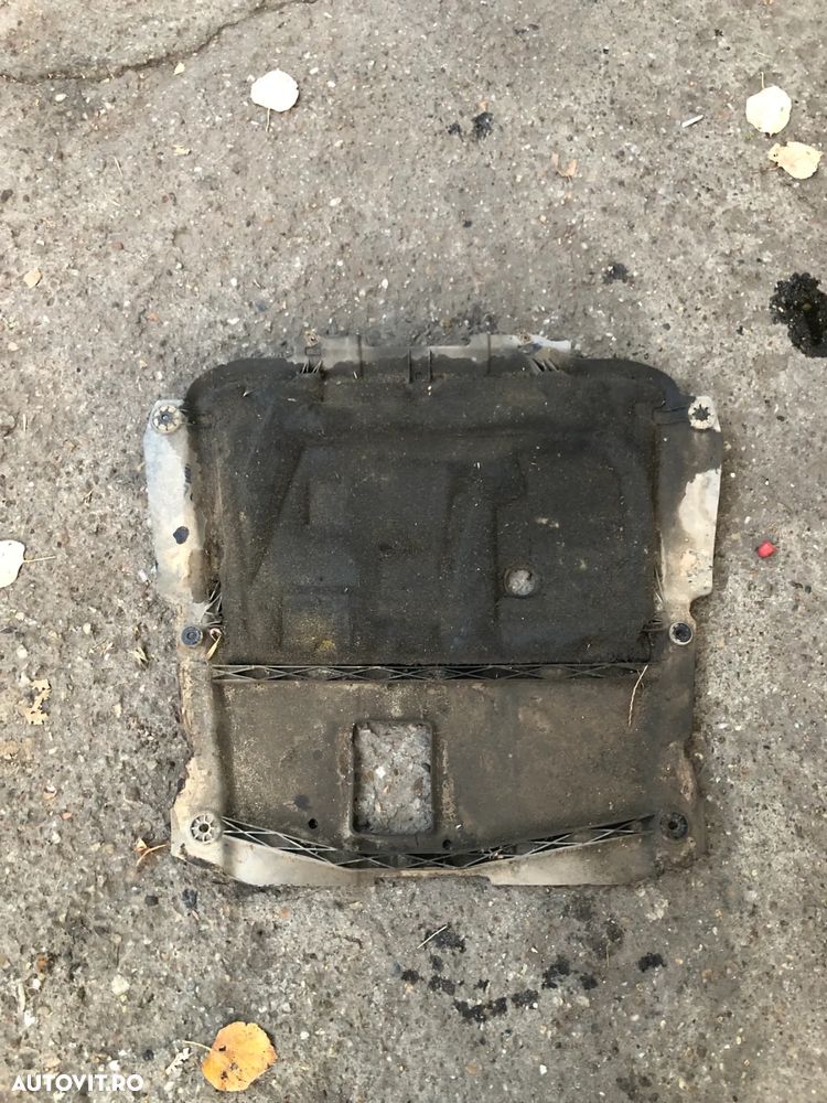 Scut motor plastic Dacia Logan II 1.0 SCE 54KW 73CP 2019 - 2