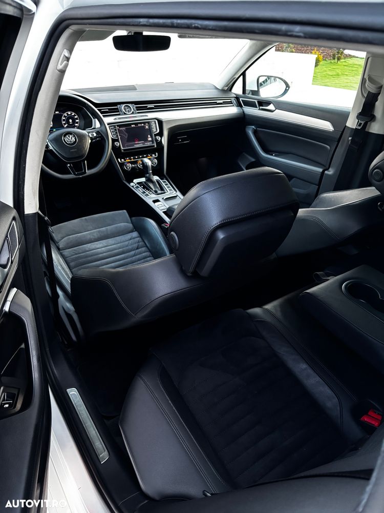 Volkswagen Passat 2.0 TDI DSG Highline - 7