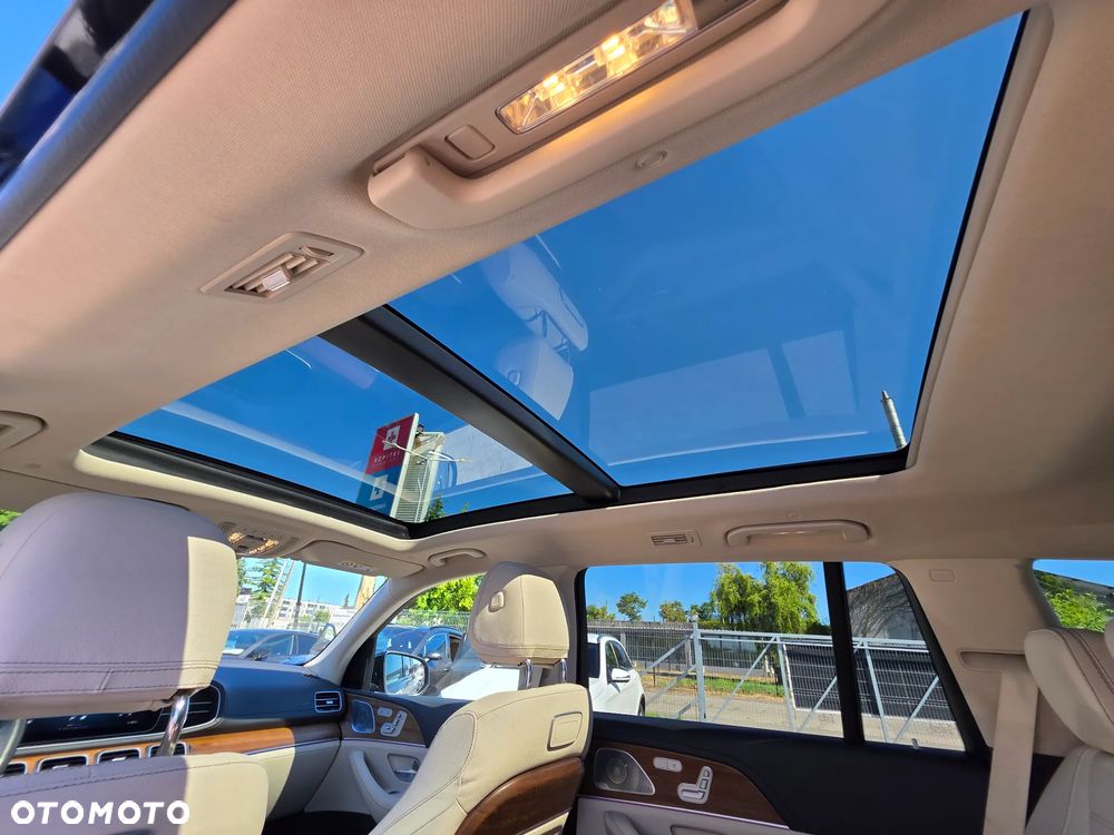 Mercedes-Benz GLS - 19