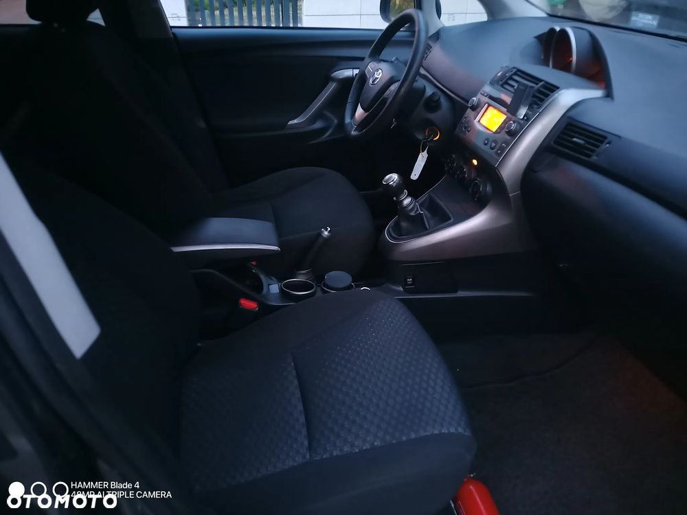 Toyota Verso 2.0 D-4D Edition - 18