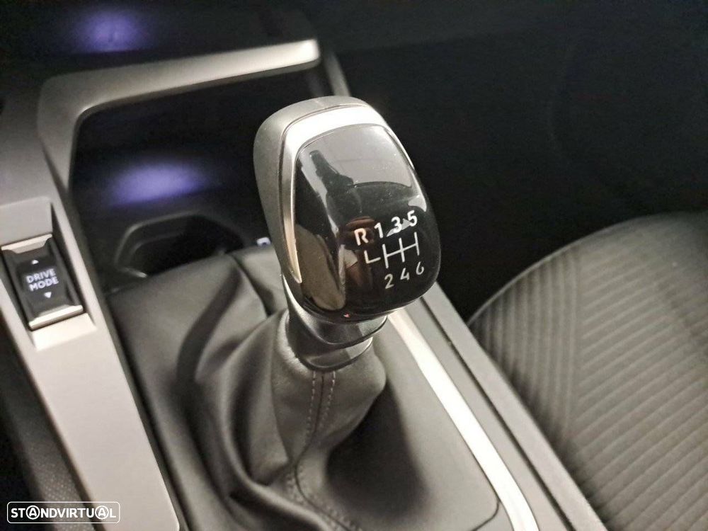 Peugeot 308 1.2 PureTech Active - 18