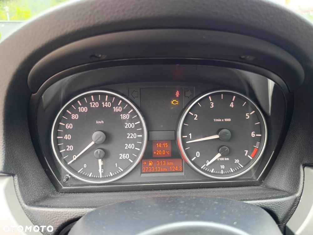 BMW Seria 3 320i - 22