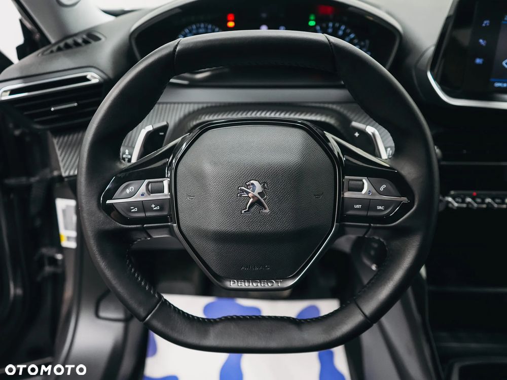 Peugeot 2008 1.5 BlueHDi Allure S&S EAT8 - 20