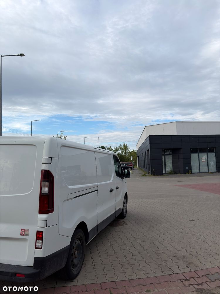 Nissan NV300 - 6