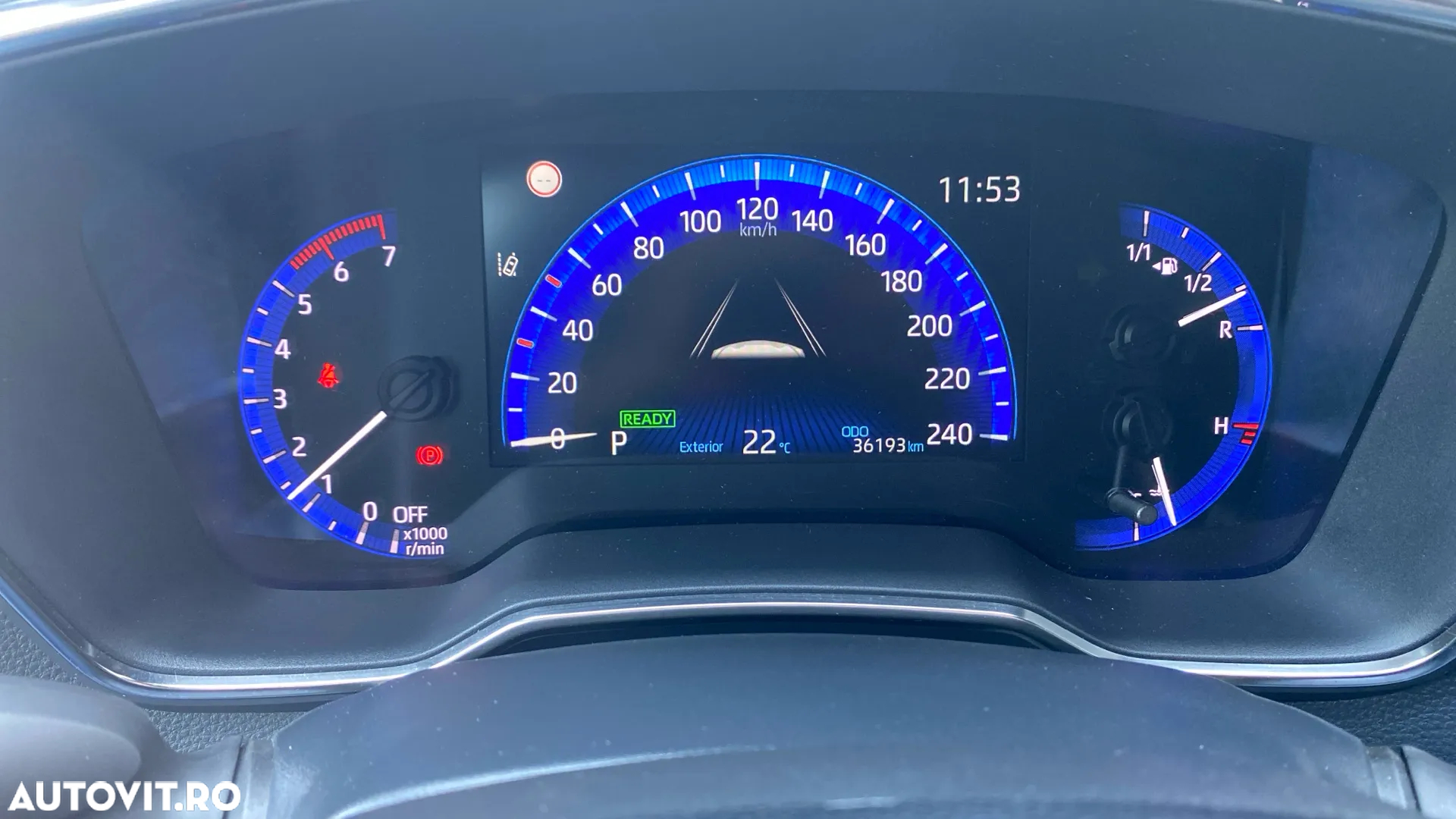 Toyota Corolla 1.8 HSD Business - 10