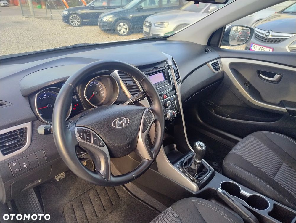 Hyundai i30 1.4 Style - 12