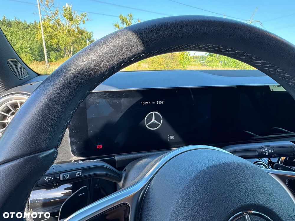 Mercedes-Benz GLA - 13