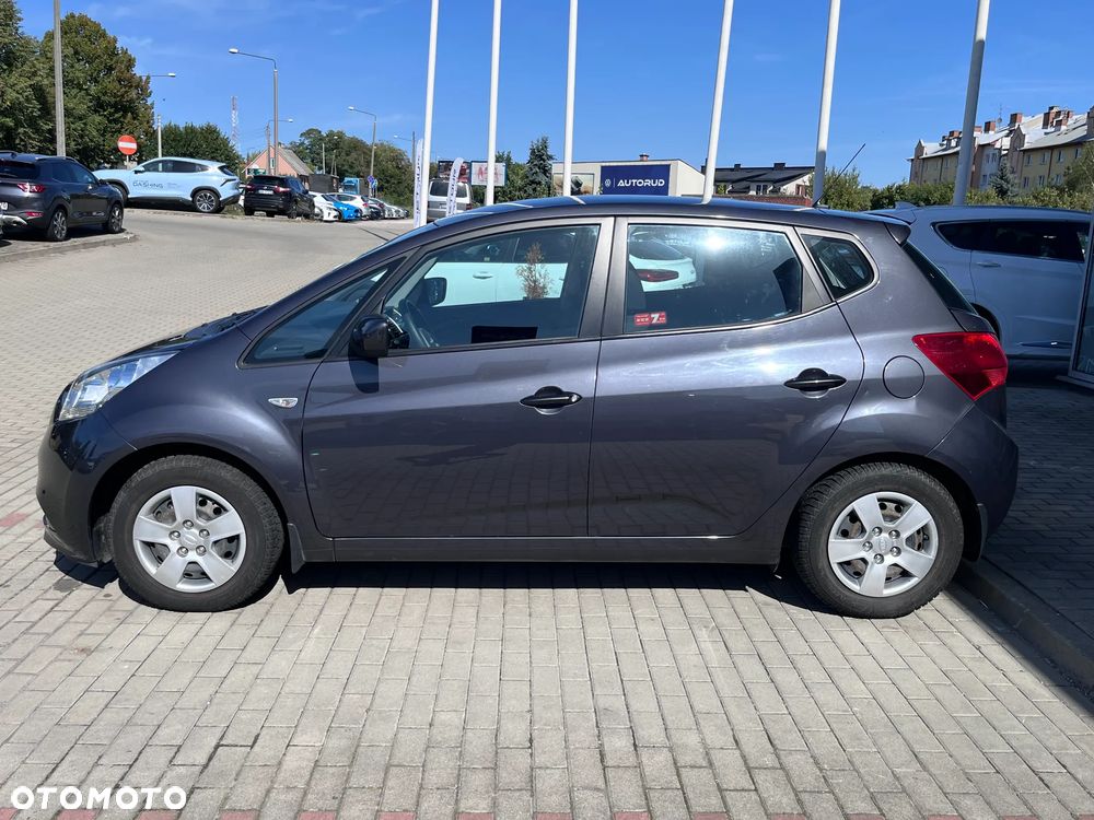 Kia Venga - 5