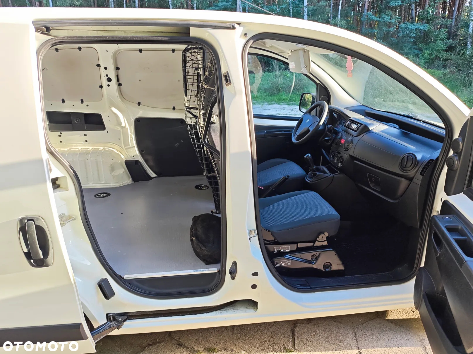 Peugeot BIPPER - 13