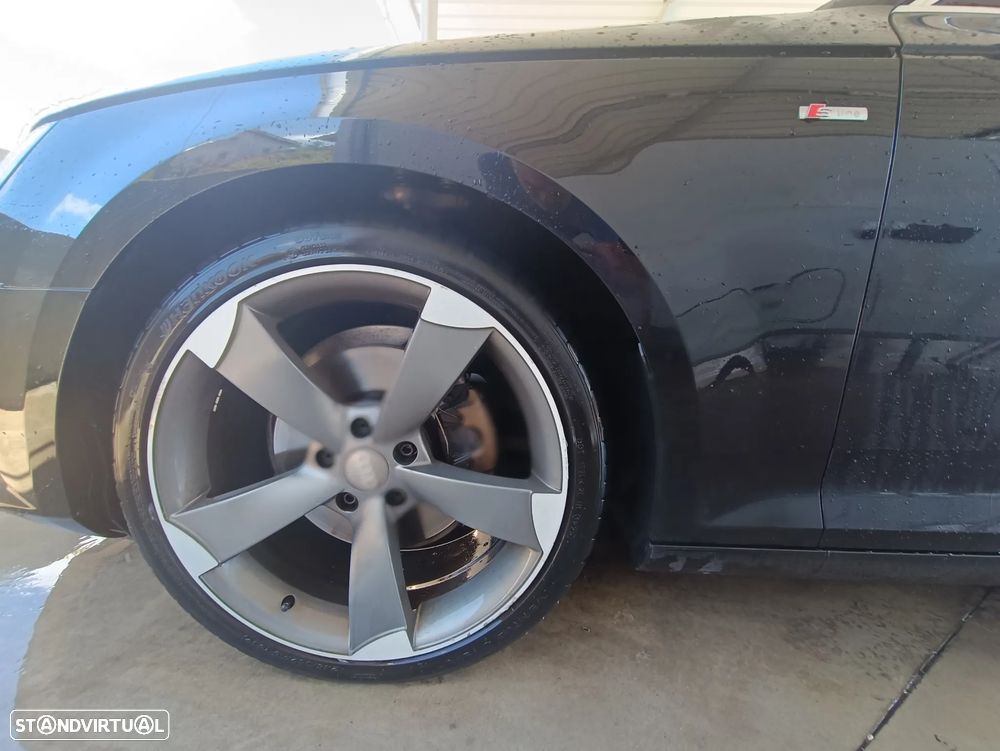Audi A4 2.0 TDI S-line - 10