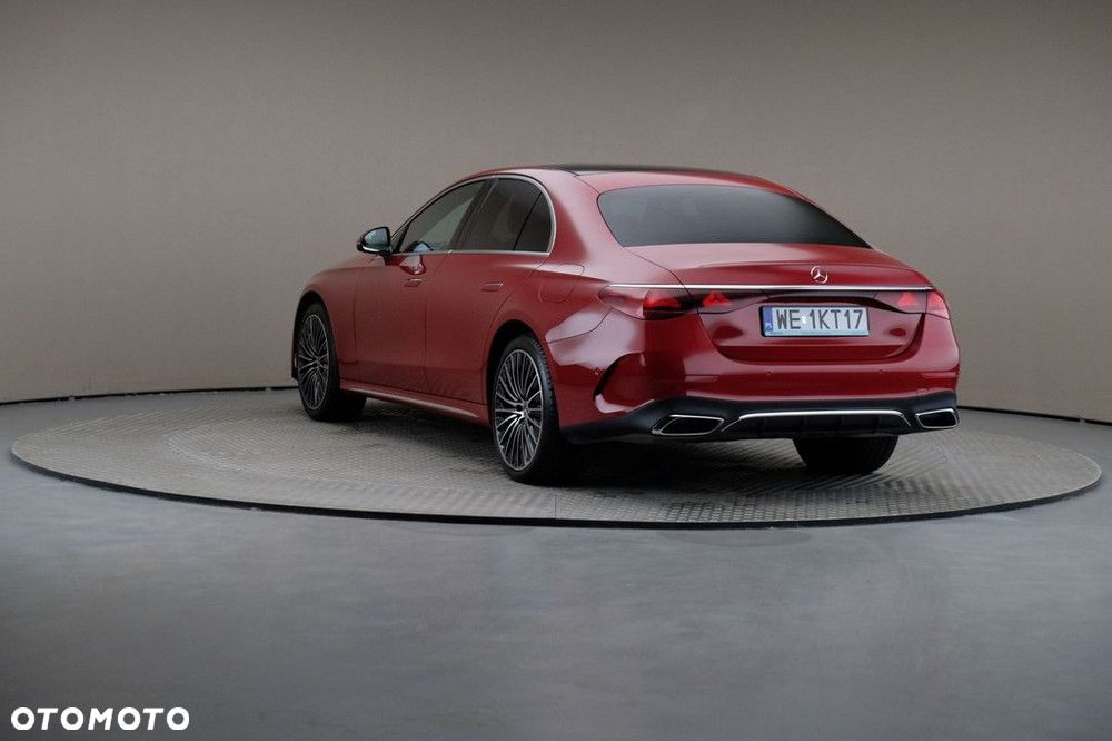 Mercedes-Benz Klasa E - 2