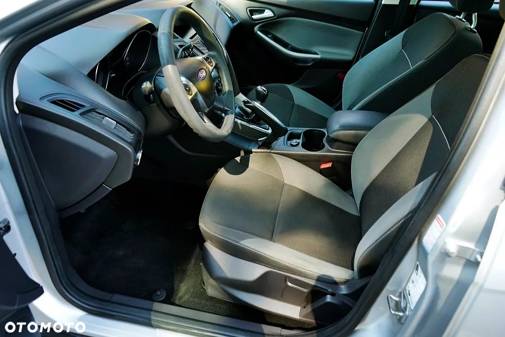 Ford Focus - 16