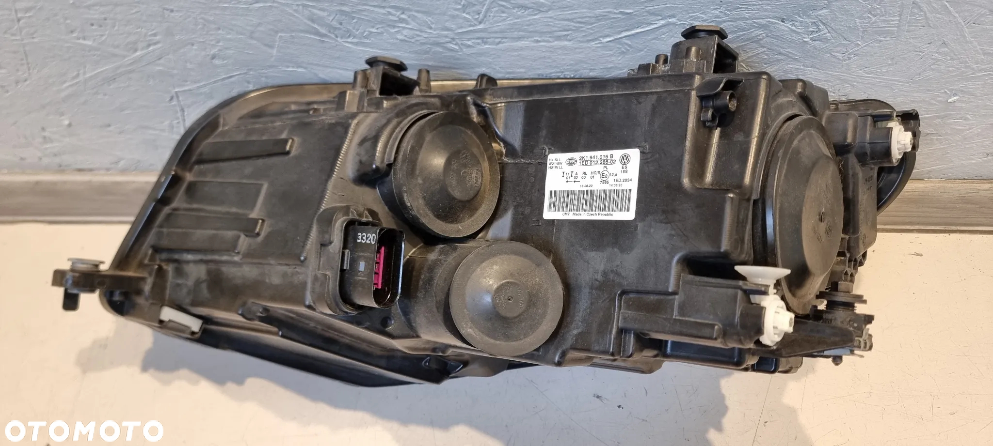 Lampa prawa VW CADDY 2K1 15- - 6