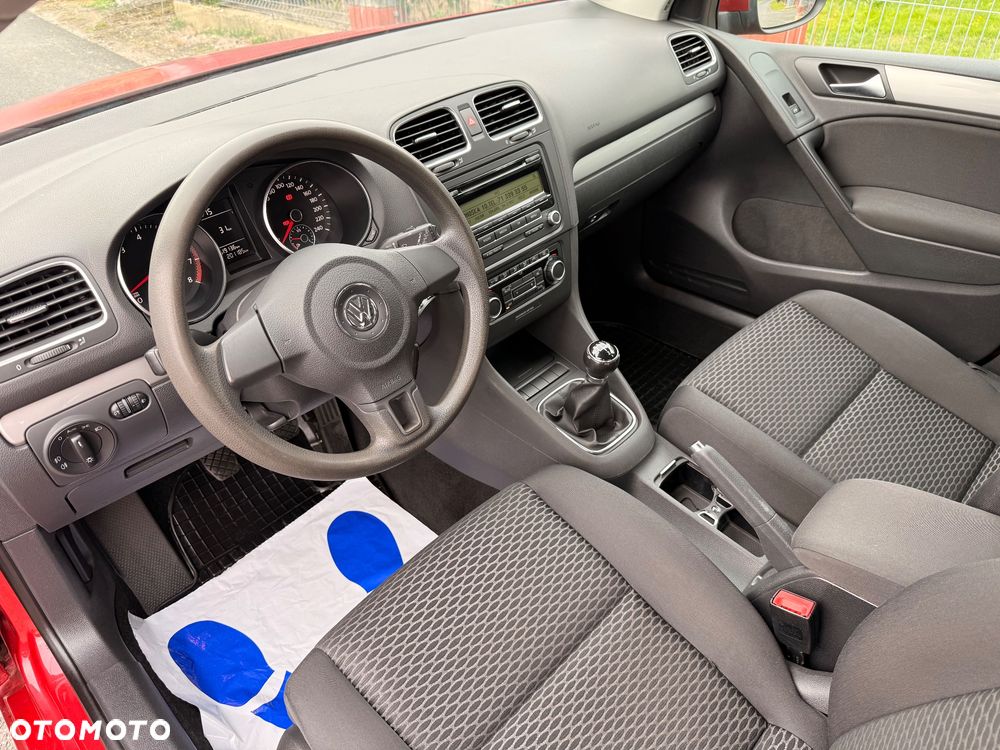 Volkswagen Golf 1.6 Comfortline - 12