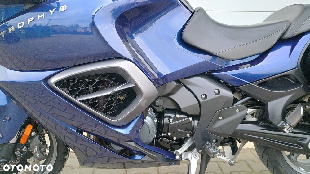Triumph Trophy - 7