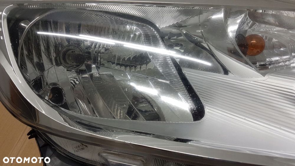 LAMPA PRZÓD PRAWA NISSAN NOTE E12 12-16 EUROPA - 7