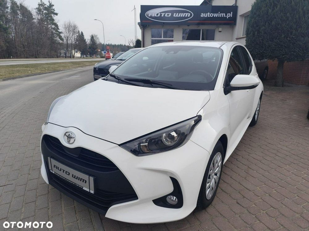 Toyota Yaris - 1