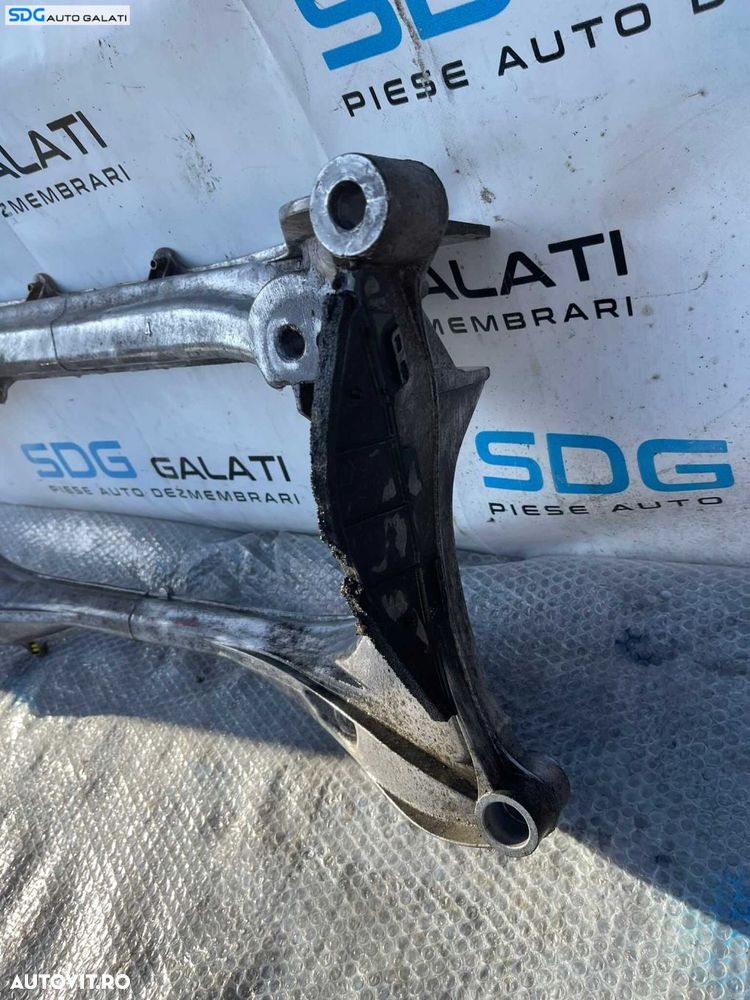 Punte Jug Calandru Fata Suport Motor Lexus IS IS220 2.2 D 2005 - 2010 [LR0131] - 2