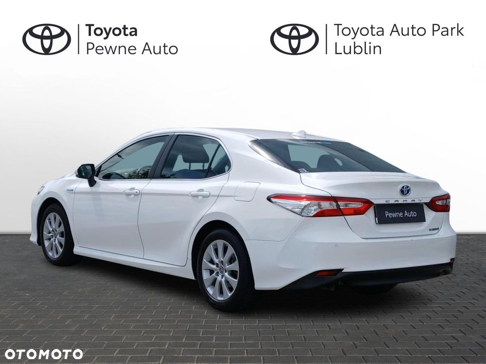 Toyota Camry 2.5 Hybrid Comfort CVT - 3