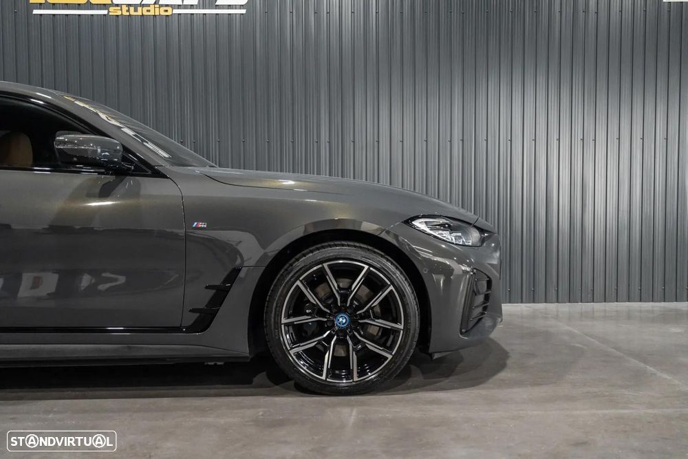 BMW i4 eDrive40 Pack Desportivo M Pro - 39