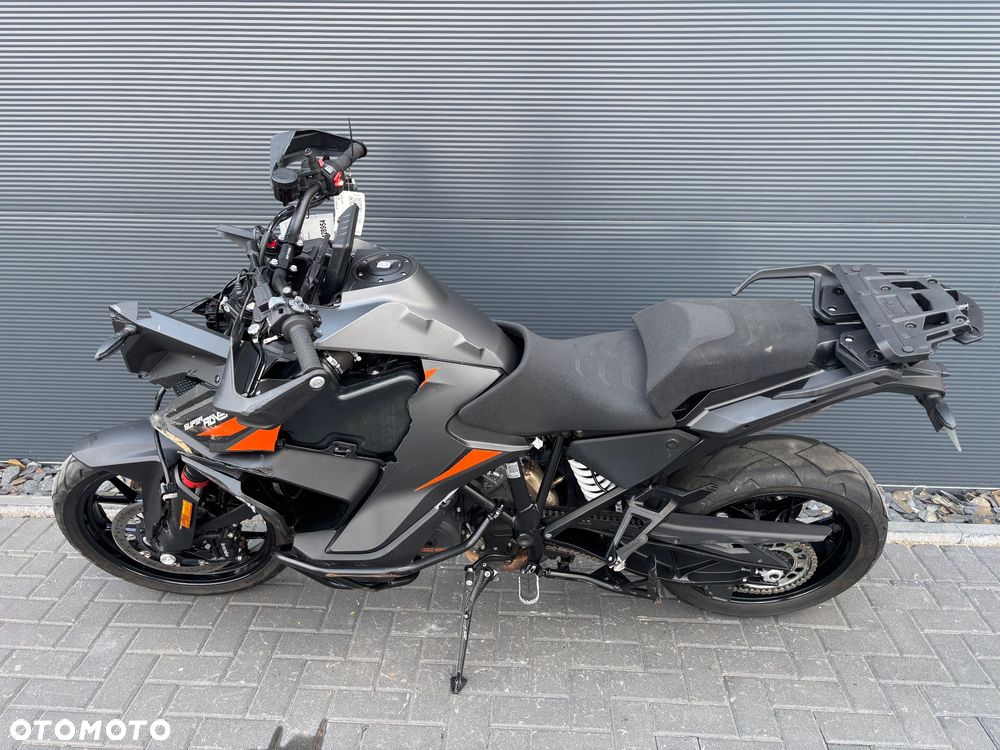 KTM Adventure - 2