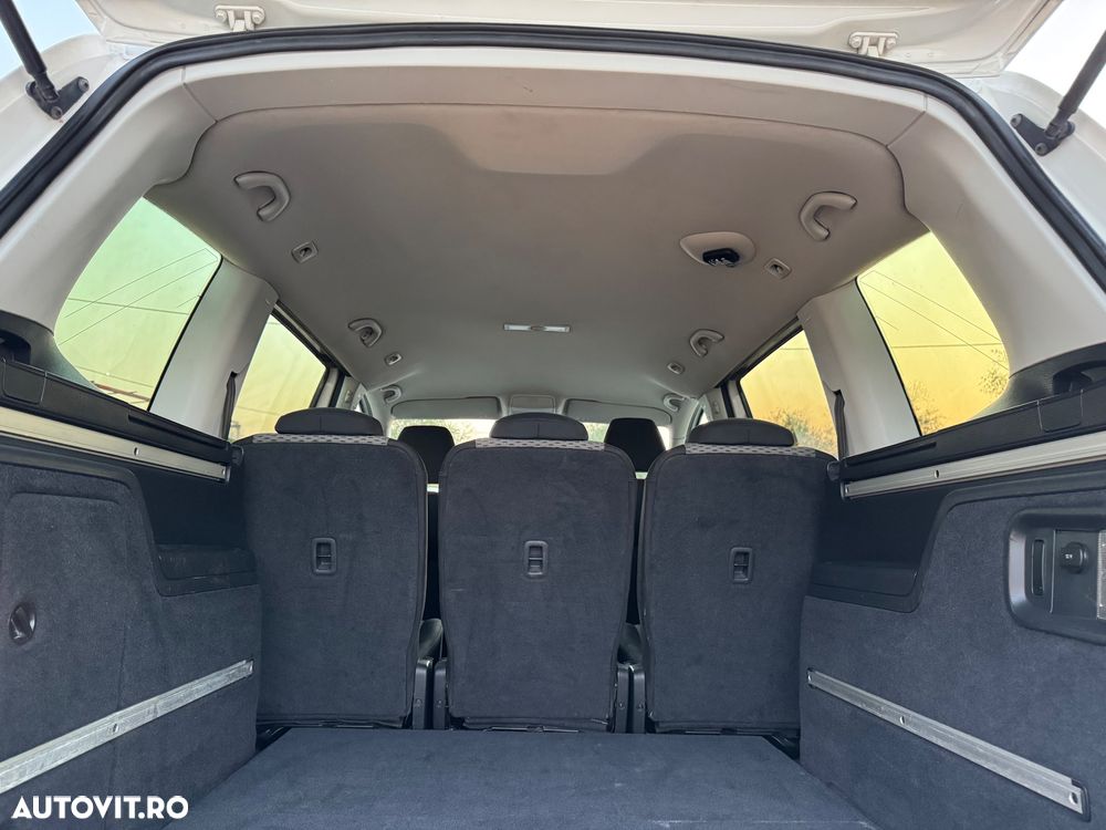 Volkswagen Sharan 2.0 TDI Comfortline - 26