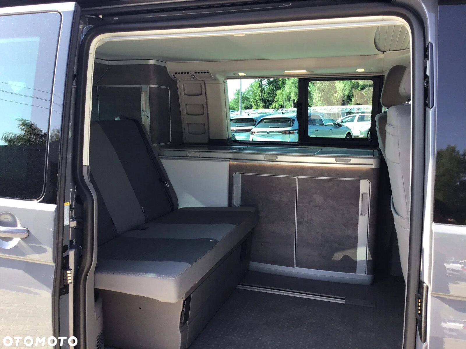 Volkswagen California Ocean - 12