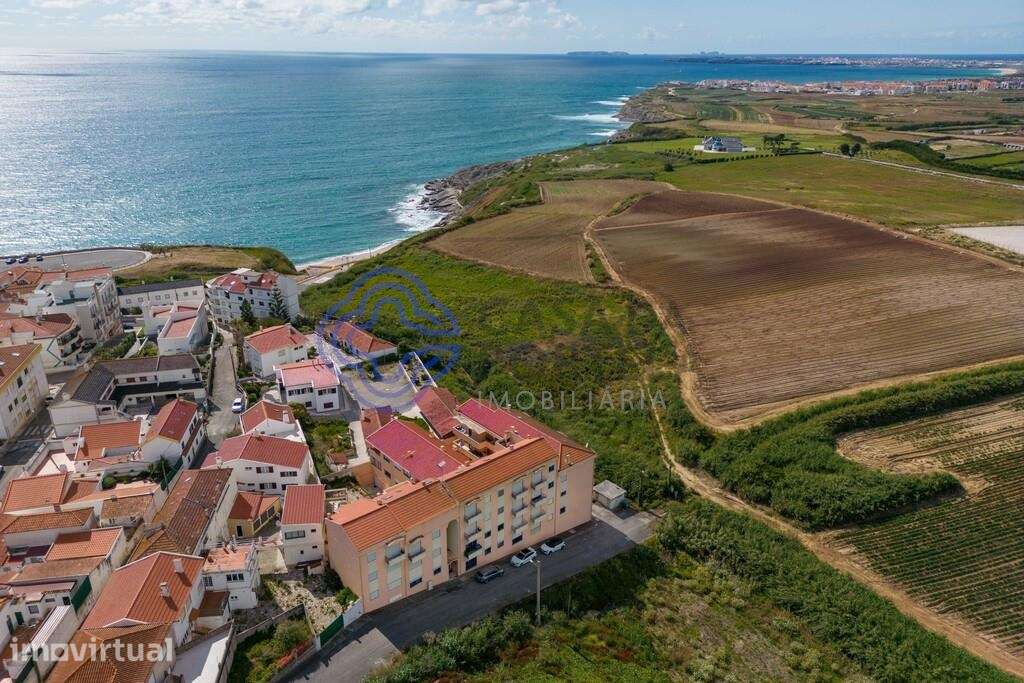 T2 Duplex Remodelado a 4 Minutos da Praia de São Bernardino - Grande imagem: 2/33