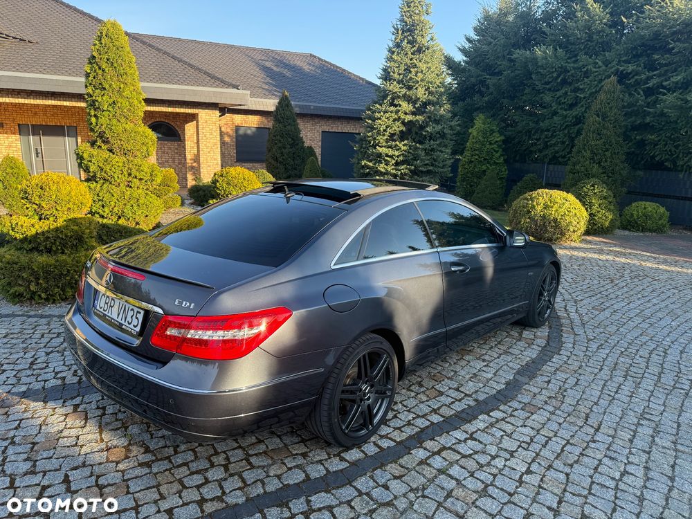 Mercedes-Benz Klasa E - 4