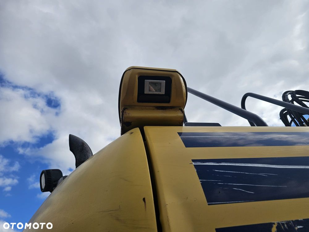 Komatsu PW148-10 - 20