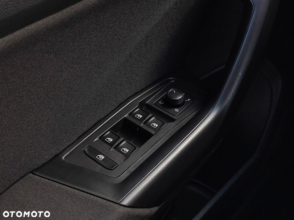 Volkswagen T-Roc 1.5 TSI Life DSG - 21