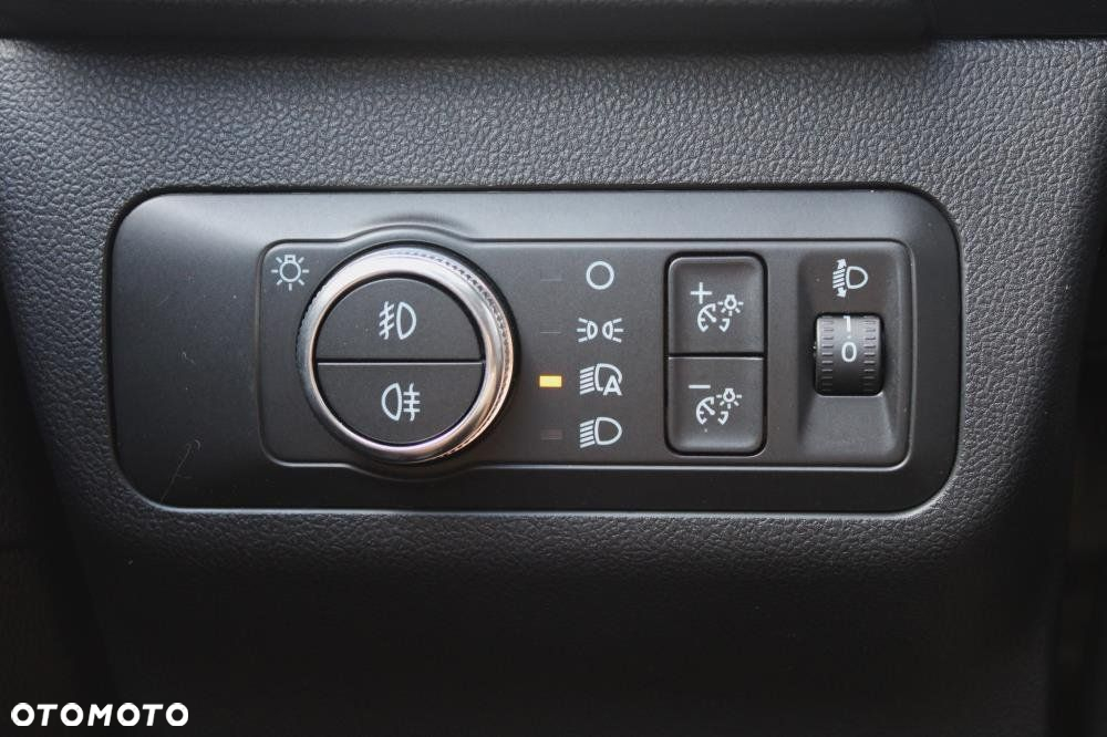 Ford Kuga - 35