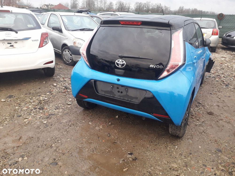 Toyota AYGO II piasta łożysko tył - 9