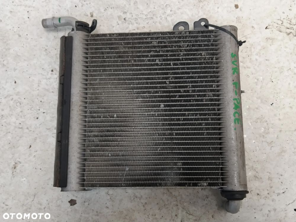 JAGUAR F-PACE X761 SVR 2016- DODATKOWA CHŁODNICA CHŁODNICE BOCZNE PRAWA MOCOWANIE ORYGINAŁ - 5